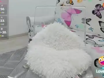 Chaturbate Watch Live Sex Cams of miakittyy