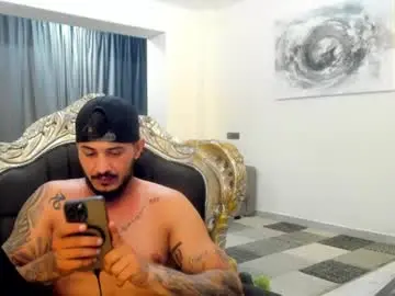 Chaturbate Sex Cam of jonnyporn1