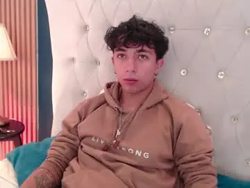 Chaturbate Sex Chat of aiden_rivers_