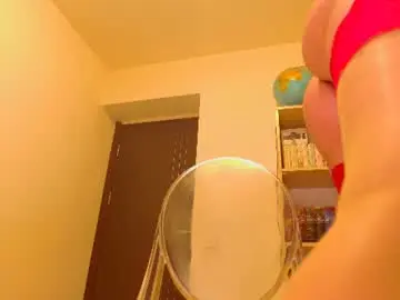 Chaturbate Live Sex of agatha137