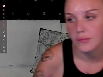 Chaturbate Free Live Porn of lushcherry