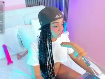 Chaturbate Free Live Porn of clawdeen__wolf