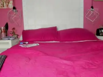 Chaturbate Watch Live Sex Cams of rousse_millers