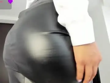 Chaturbate Free Porn Cam of paulina_dossantos