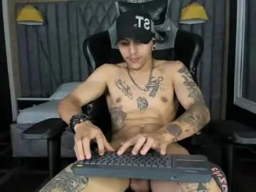 Chaturbate Sex Cam of danteolsen