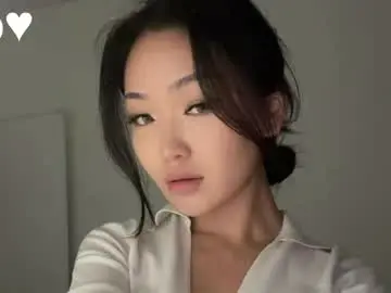 Chaturbate Live Sex Cam of elegant_vibes