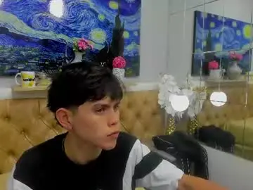 Chaturbate Free Live Porn of eliot_rizzo