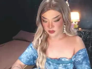 Chaturbate Watch Live Sex Cams of hugecockchristine