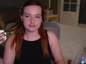Chaturbate Live Sex Cam of lisa_elfy