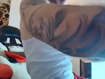 Chaturbate Live Sex Cam of luke_davis01