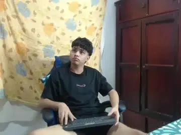 Chaturbate Nude Webcam of alice_julls