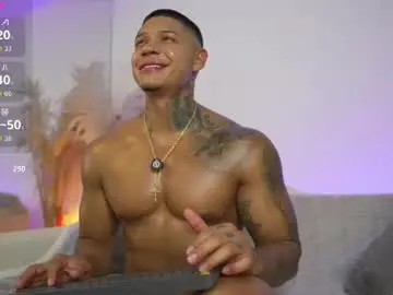 Chaturbate Live Sex Cam of diagostone