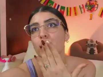 Chaturbate Live Sex Cam of _niah