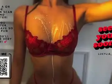 Chaturbate Live Sex of lucylia_