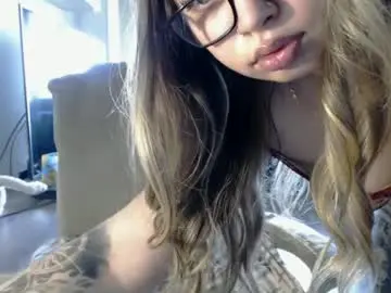 Chaturbate Free Porn Cam of kimlee4
