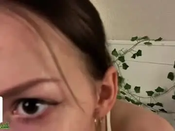 Chaturbate Free Porn Cam of blushinbloom