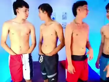 Chaturbate Nude Webcam of chillbicrew