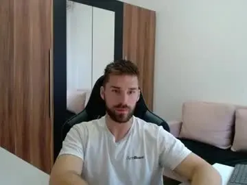 Chaturbate Nude Webcam of darius_94