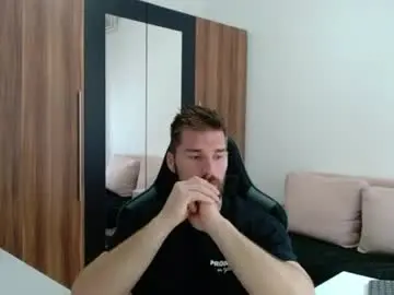 Chaturbate Free Porn Cam of darius_94