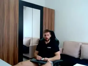 Chaturbate Sex Chat of darius_94