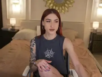 Chaturbate Live Sex Cam of kira0541