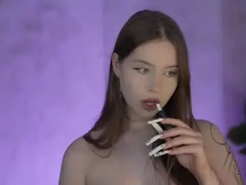 Chaturbate Live Sex Cam of kira0541
