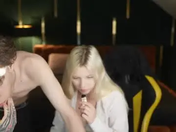 Chaturbate Sex Chat of kira0541