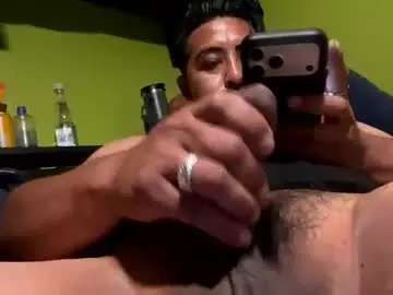 Chaturbate Live Sex Cam of bravo323