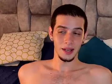 Chaturbate Sex Chat of isaacblaze_