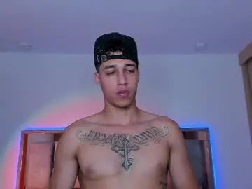 Chaturbate Nude Webcam of orionblaze69_