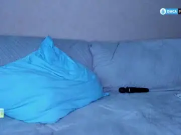 Chaturbate Live Sex Cam of ricky_boltin