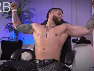 Chaturbate Live Sex Cam of frankfarrellx