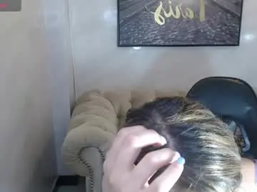 Chaturbate Nude Webcam of evy_lux_v