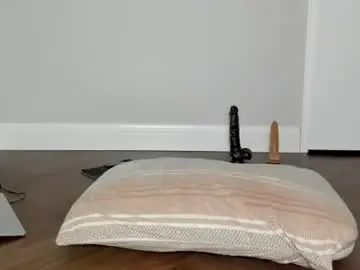 Chaturbate Free Porn Cam of bigtroublelittlechina