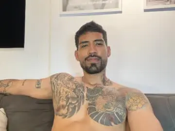 Chaturbate Live Sex of myke_esthetic