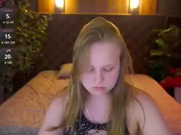 Chaturbate Sex Chat of crystallpaws_