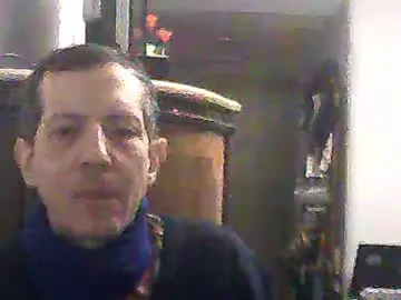 Chaturbate Watch Live Sex Cams of lucianoaxel