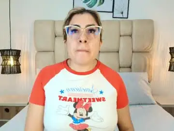 Chaturbate Live Sex Cam of sarablonde_t