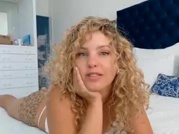 Chaturbate Adult Video Chat of theislandgirl
