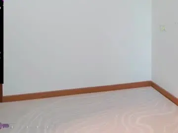 Chaturbate Live Sex Cam of happyluckyrose