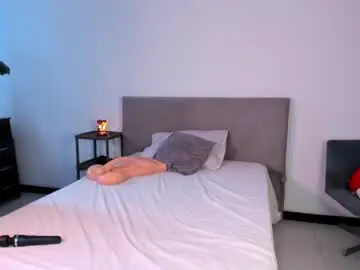 Chaturbate Free Porn Cam of bronzetease