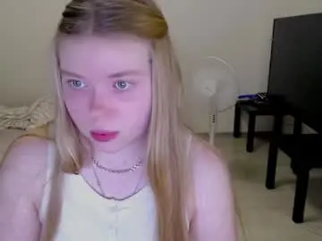 Chaturbate Live Sex Cam of kitten_jenny01
