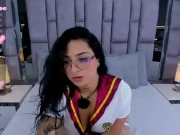 Chaturbate Adult Webcams of emmahill1