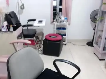 Chaturbate Live Sex Cam of titsbiglovers