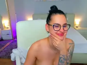 Chaturbate Adult Webcams of divineluxe