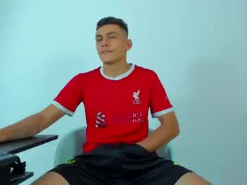 Chaturbate Live Sex of max_wild01