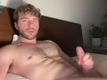 Chaturbate Live Sex Cam of hot8pack01