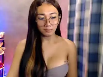 Chaturbate Adult Webcams of pia_worthsback