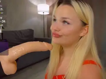 Chaturbate Free Porn Cam of nerdy_freyua