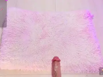 Chaturbate Live Sex of vivi_luv